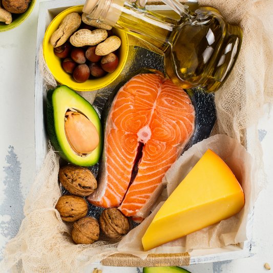 How Do Mono & Poly Unsaturated Fats Help You Lose Weight?