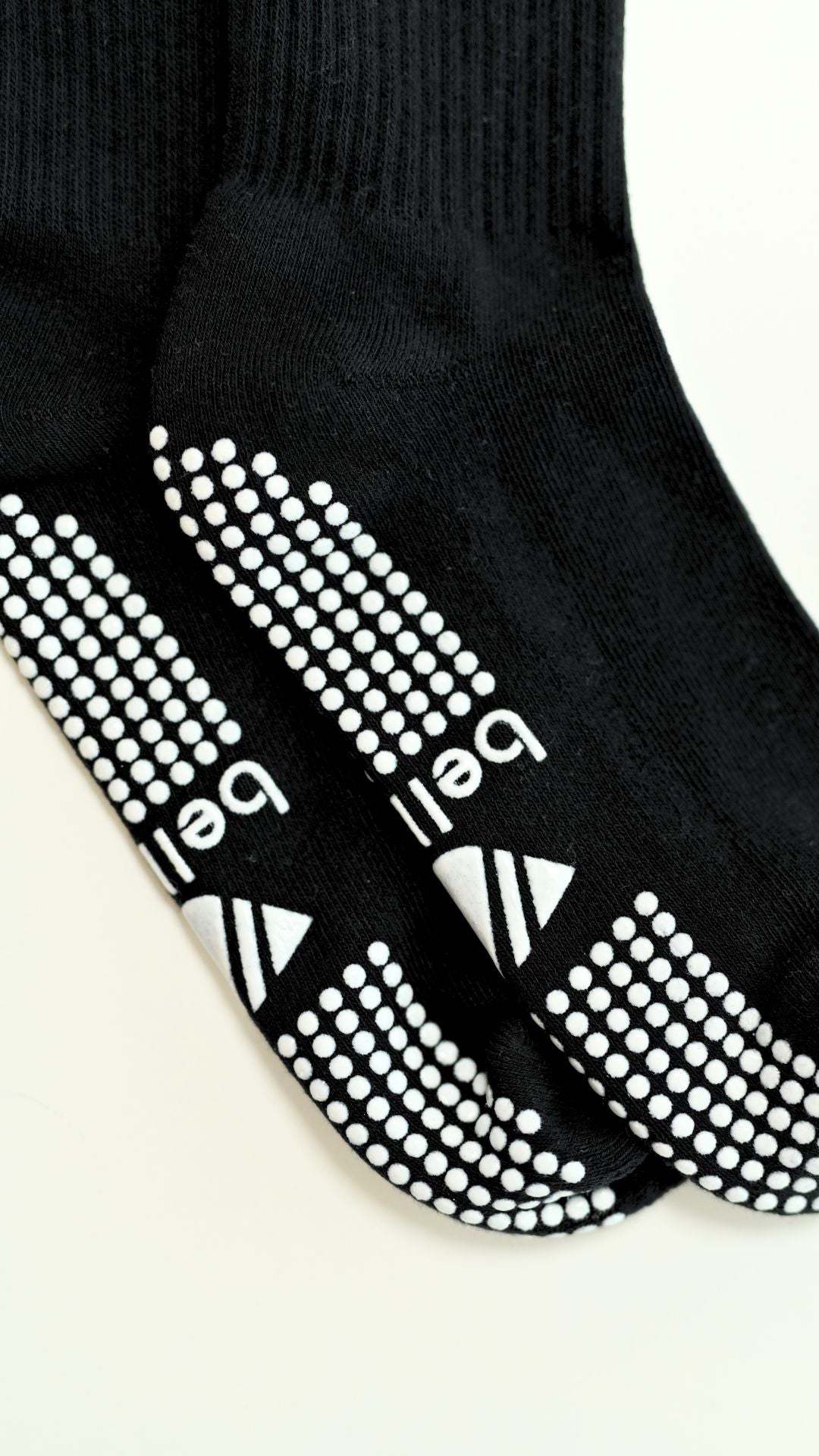 Pilates Grip Socks for Women – Non-Slip, Cushioned Barre & Reformer Socks with Grippy Soles for Studio Workouts
