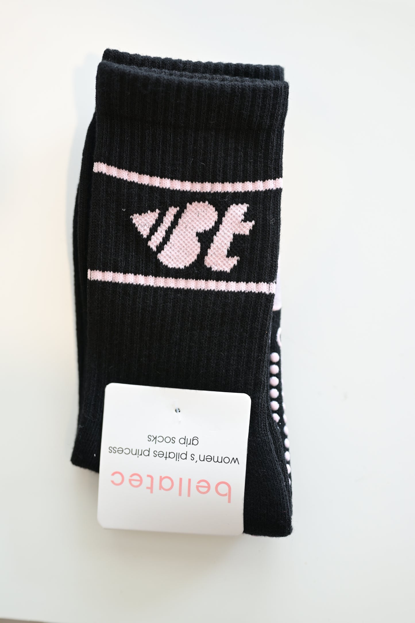 Pilates Grip Socks for Women – Non-Slip, Cushioned Barre & Reformer Socks with Grippy Soles for Studio Workouts